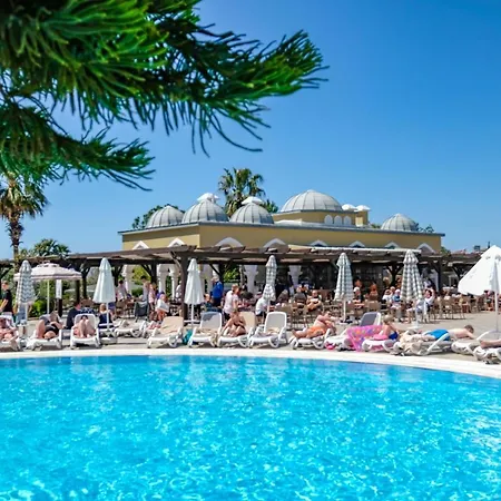 Semesteranläggning (resort) Star Side