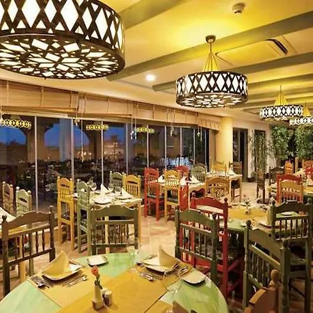 Resort Star Side